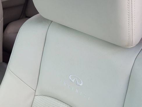Used 2011 INFINITI G37 Journey w/ Premium Pkg RWD image 17