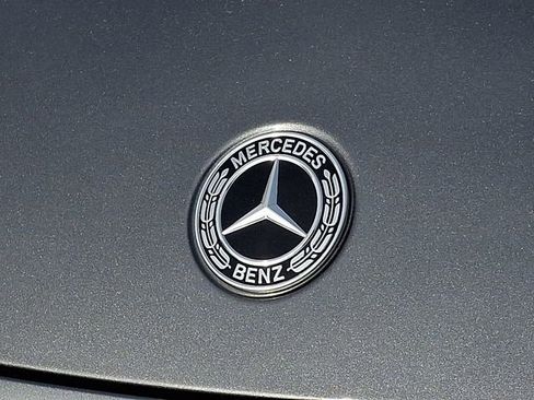Used 2025 Mercedes-Benz EQB 250+ image 38