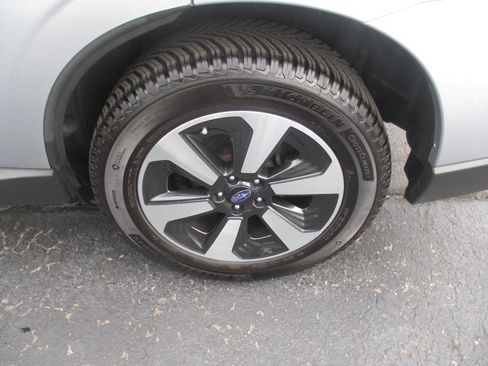Used 2018 Subaru Forester 2.5i Limited AWD/4WD image 31
