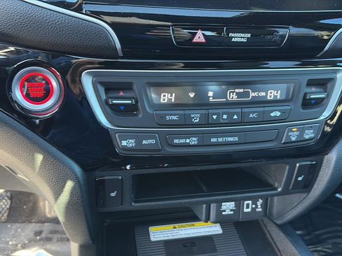 Used 2023 Honda Ridgeline Black Edition image 16