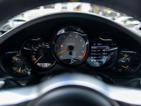 Used 2016 Porsche 911 GT3 RS RWD image 28