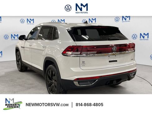 New 2026 Volkswagen Atlas Cross Sport SE image 3