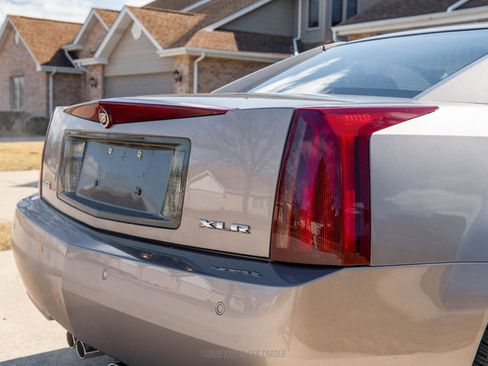 Used 2004 Cadillac XLR image 82