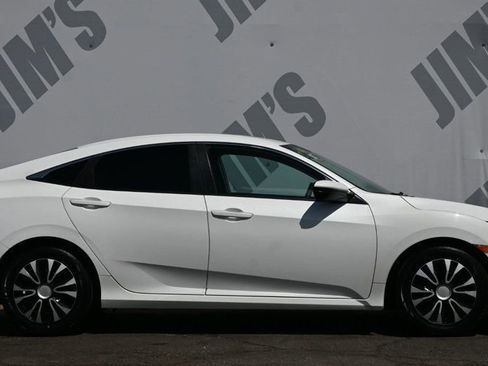 Used 2019 Honda Civic LX image 4