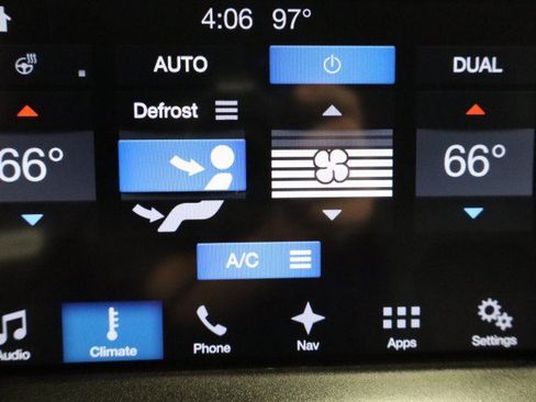 Used 2017 Ford F350 Platinum w/ Platinum Ultimate Package AWD/4WD image 72