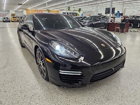 Used 2015 Porsche Panamera GTS AWD/4WD image 3