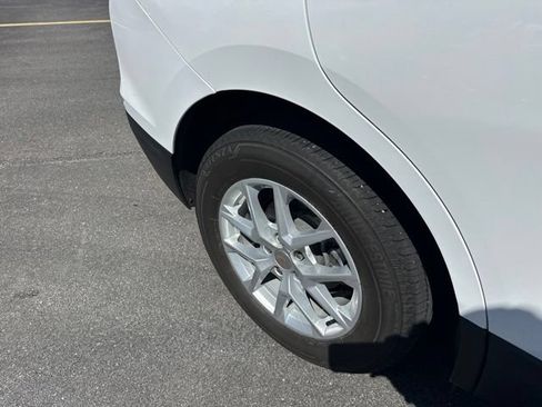 Used 2024 Chevrolet Equinox LT w/ LPO, Floor Liner Package AWD/4WD image 18