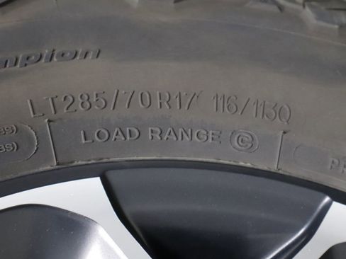 Used 2023 Jeep Wrangler Unlimited Rubicon 4xe w/ Cold Weather Group AWD/4WD image 44