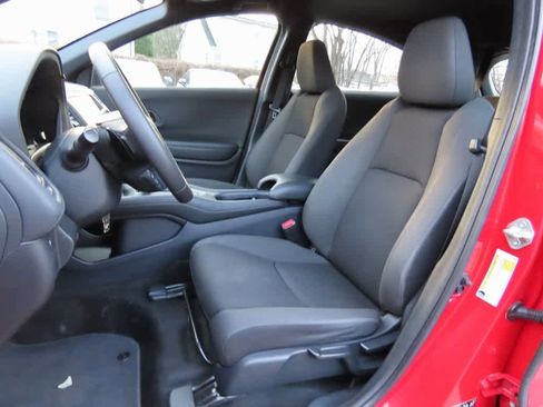 Certified 2019 Honda HR-V Sport image 12