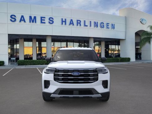 New 2026 Ford Explorer Active RWD image 6