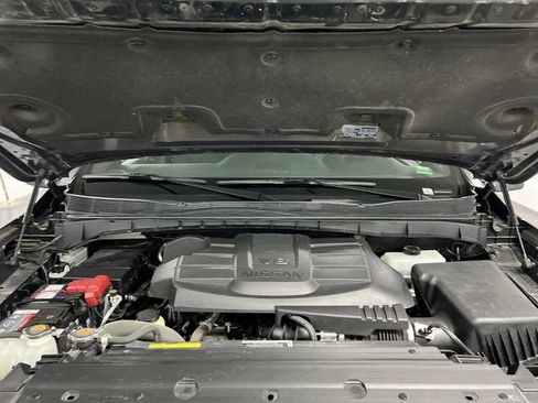 Used 2024 Nissan Titan PRO-4X w/ Pro-4x Convenience Package AWD/4WD image 31