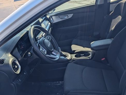 Used 2023 Kia Forte LXS FWD image 14