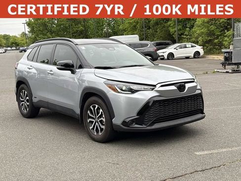 Used 2024 Toyota Corolla Cross AWD Hybrid w/ Moonroof Package image 1