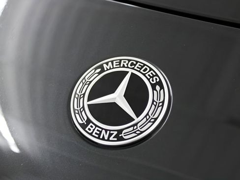 Used 2025 Mercedes-Benz CLE 300 4MATIC Coupe image 35