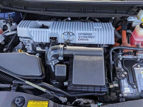 Used 2012 Toyota Prius V Five image 21