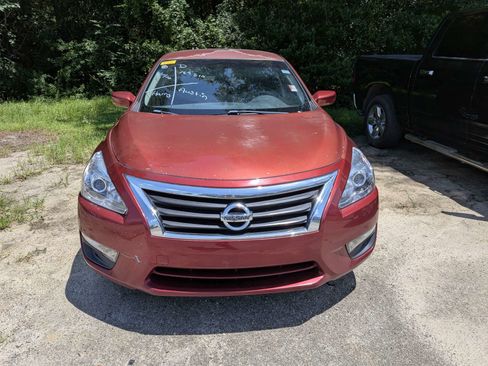 Used 2015 Nissan Altima 2.5 S w/ Power Driver Seat Package FWD image 2