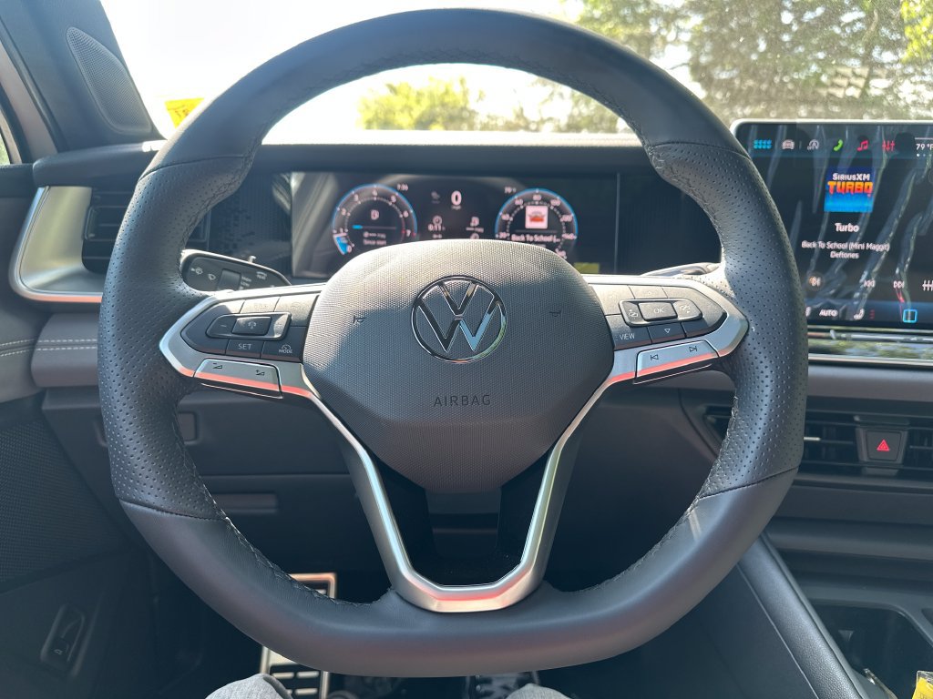 New 2026 Volkswagen Tiguan SE R-Line AWD/4WD image 12