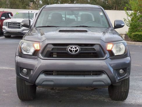 Used 2012 Toyota Tacoma PreRunner image 9