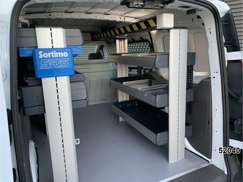 Used 2023 Ford Transit Connect XL image 11