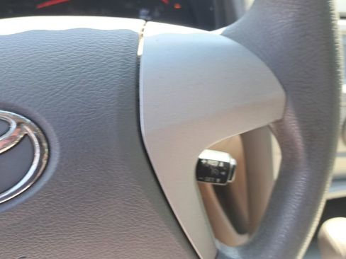 Used 2009 Toyota Camry LE image 23