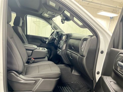 Used 2024 Chevrolet Silverado 2500 Custom w/ Custom Value Package image 21