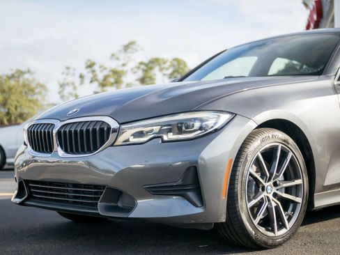 Used 2020 BMW 330i Sedan w/ Convenience Package RWD image 5