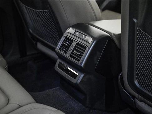 New 2025 Audi Q5 Premium Plus image 16