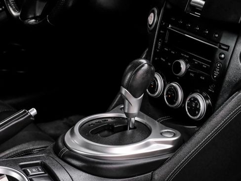 Used 2012 Nissan 370Z Touring w/ Sport Pkg RWD image 29