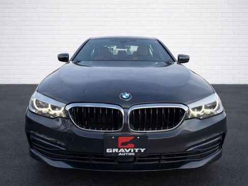 Used 2019 BMW 530i xDrive image 2