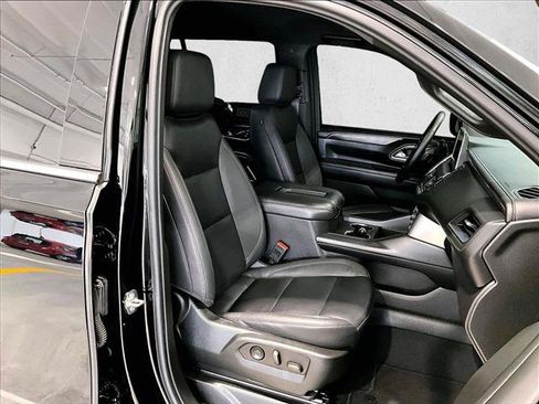 Used 2023 Chevrolet Tahoe LT RWD image 9