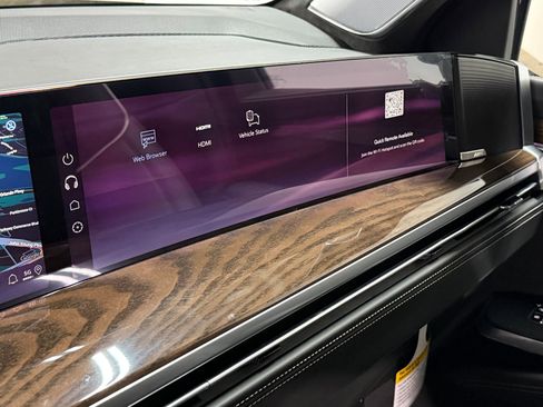 New 2026 Cadillac Escalade ESV Platinum Sport image 34