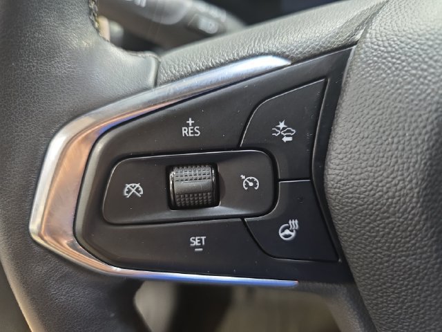 Used 2024 Chevrolet Trax ACTIV w/ Sunroof Package FWD image 20