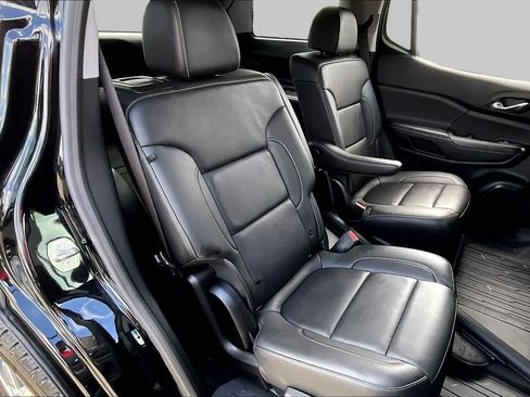 Used 2023 GMC Acadia SLT w/ Technology Package FWD image 20