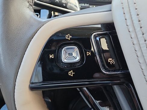 Certified 2024 Lincoln Aviator Reserve w/ Jet Package RWD image 19