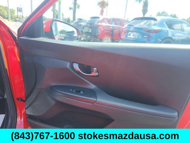 Used 2019 Hyundai Veloster 2.0 Premium FWD image 22