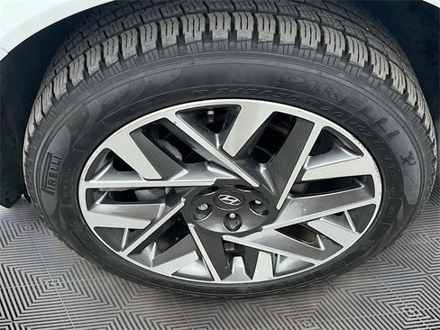 Used 2023 Hyundai Santa Fe Calligraphy image 32
