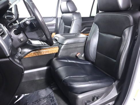 Used 2018 Chevrolet Tahoe Premier RWD image 30