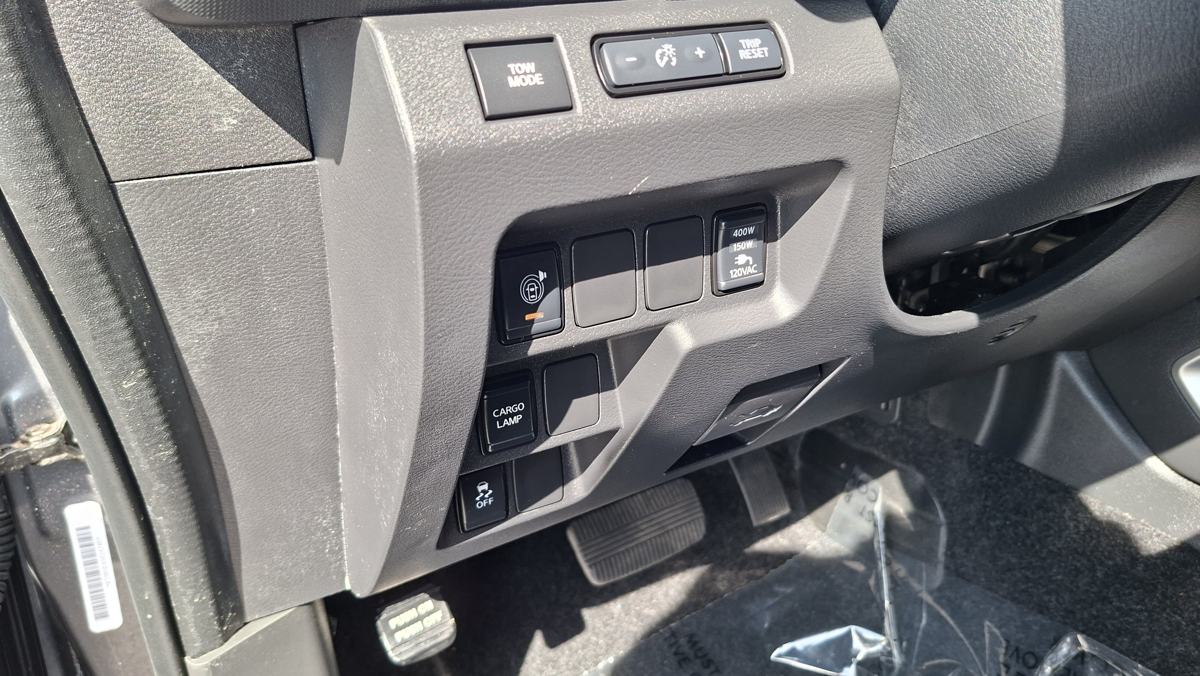 Used 2024 Nissan Frontier SV w/ SV Convenience Package RWD image 10