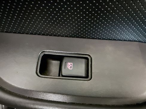 Used 2016 Subaru Outback 3.6R Limited image 31