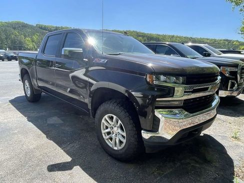 Used 2020 Chevrolet Silverado 1500 LT w/ All-Star Edition image 2