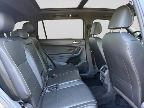 Used 2021 Volkswagen Tiguan SE R-Line AWD/4WD image 30