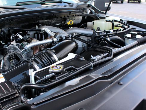 Used 2024 Ford F250 XLT image 15