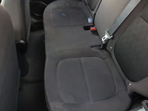 Used 2017 Kia Soul FWD image 11