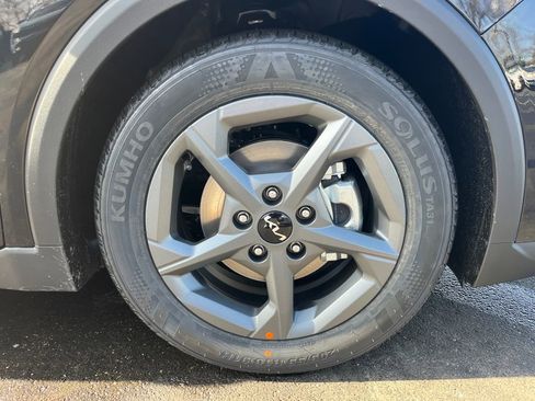 New 2026 Kia K4 LXS image 11