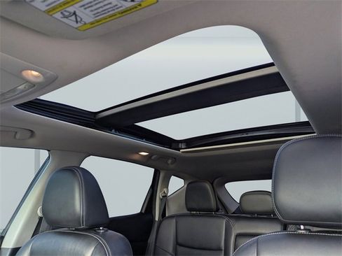 Used 2018 Nissan Murano SL w/ Moonroof Package image 22