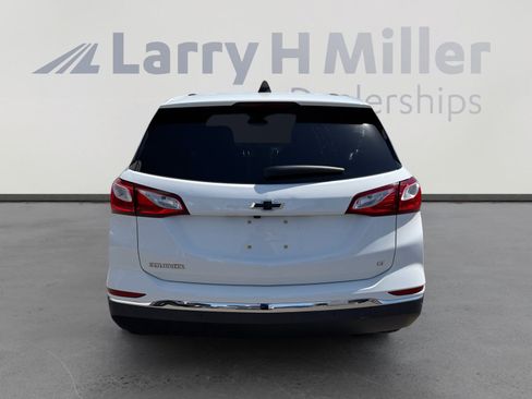 Used 2018 Chevrolet Equinox LT FWD image 4
