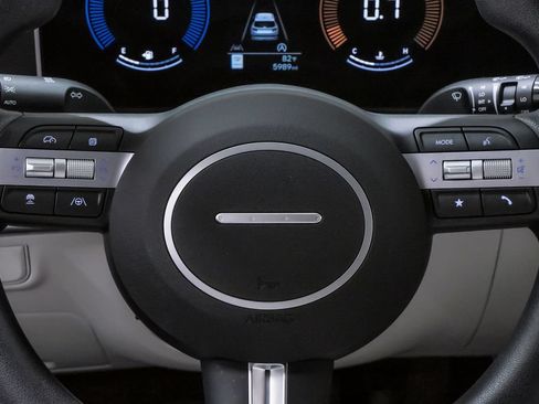 Certified 2026 Hyundai Tucson SE FWD image 20