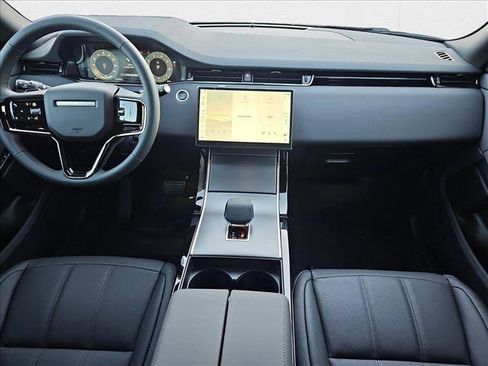 New 2026 Land Rover Range Rover Evoque S image 9