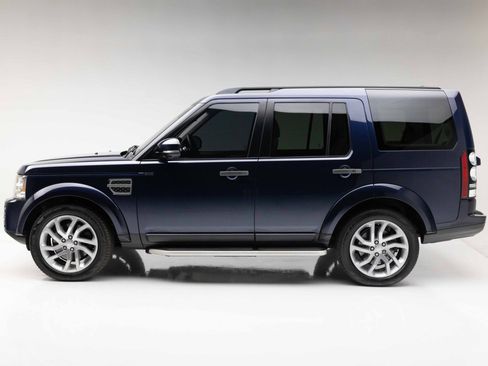 Used 2016 Land Rover LR4 HSE AWD/4WD image 13