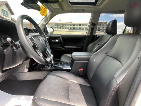 Used 2022 Toyota 4Runner TRD Off-Road Premium w/ TRD Black Wheel Package (TMS) AWD/4WD image 28